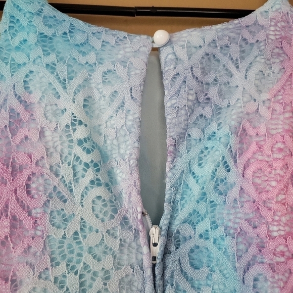 BCX Custome tie dye Juniors lace dress Size 7 - Picture 5 of 10
